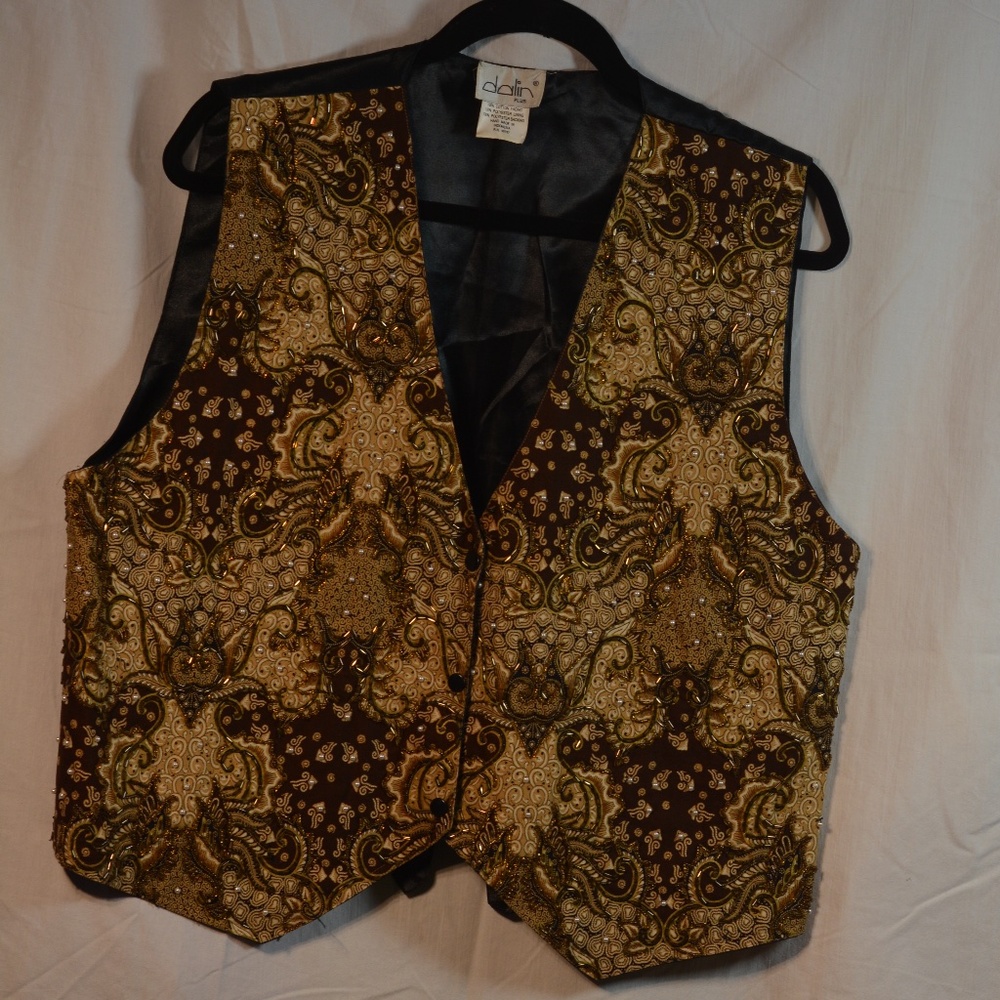 BEADED/PEARL VEST SZ L